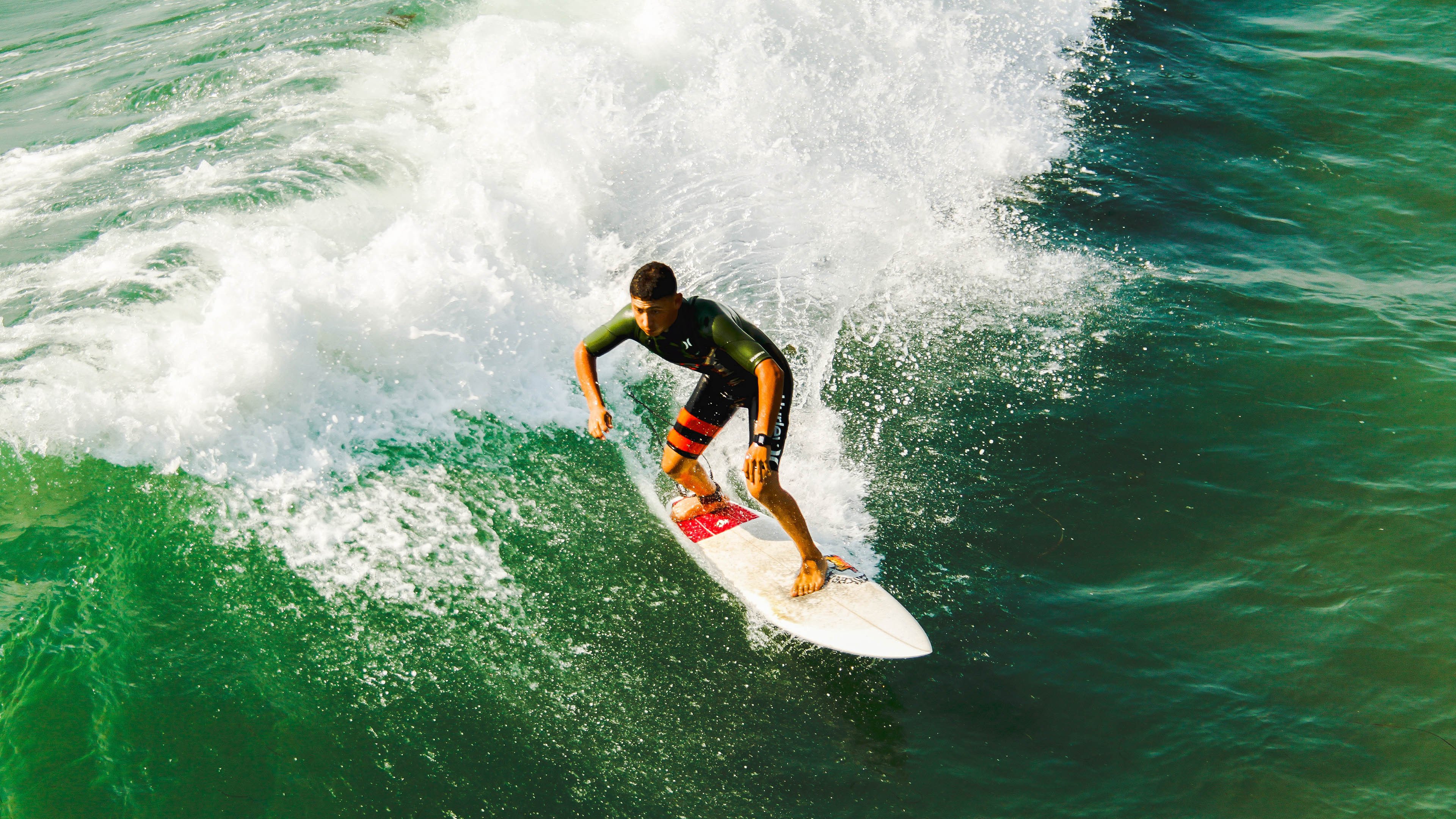 kaiyun 开云体育-C罗继续保持高效率状态延续火热表现，c罗这一举动